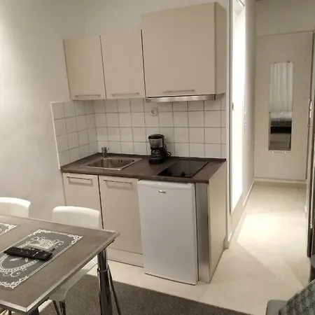 Mini Apartment *